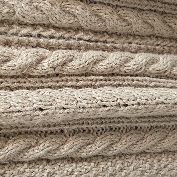 EB Alpaca sweater - Picture 7 of 10